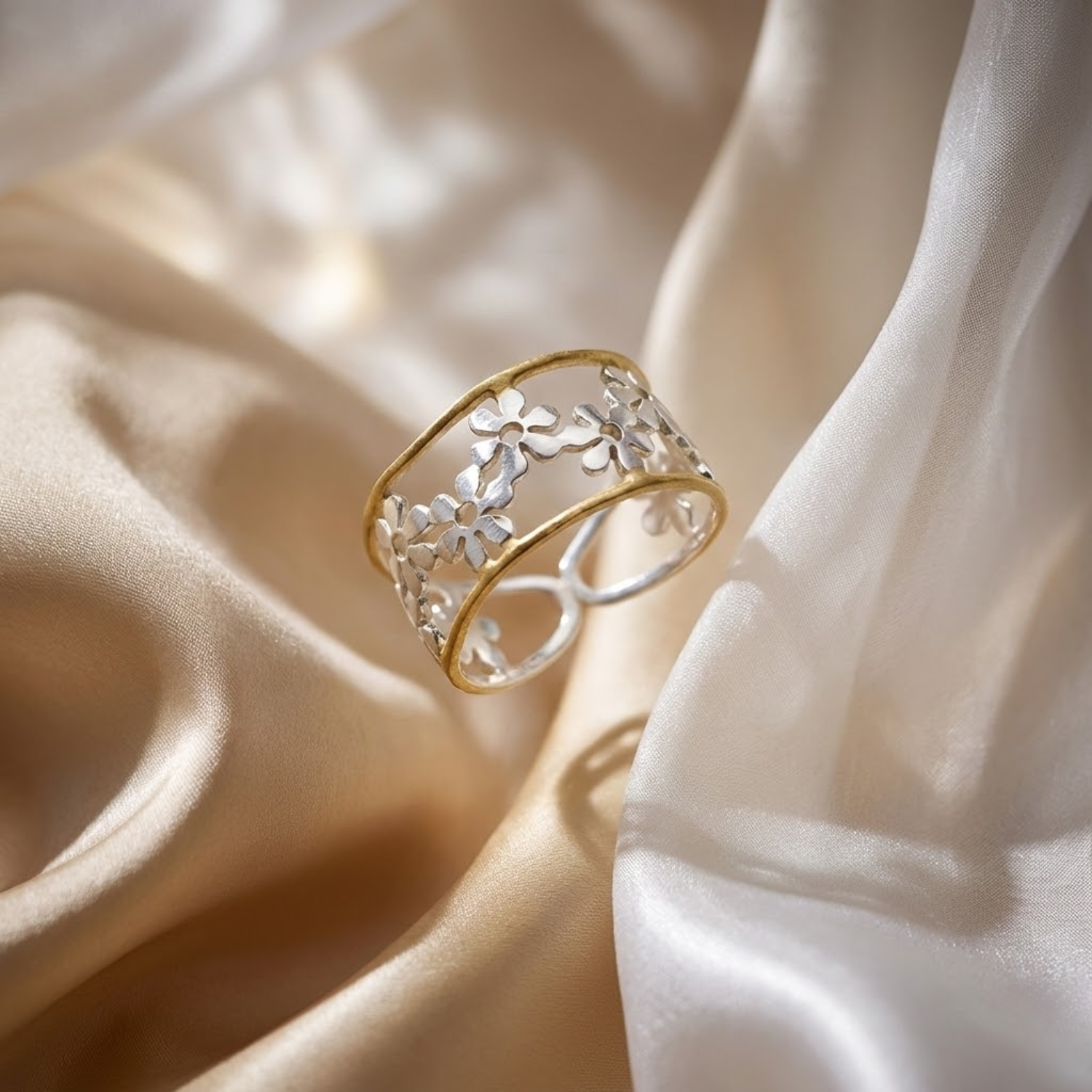 Anillo de margarita hueca irregular