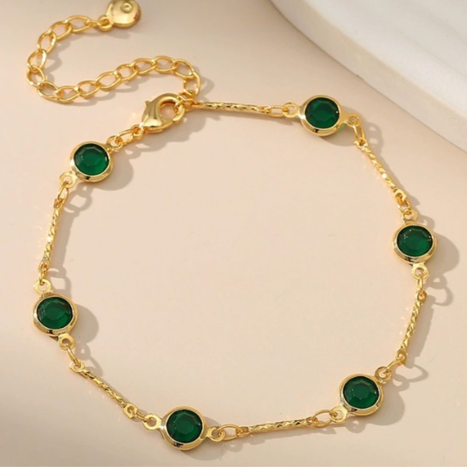 Emerald Link Chain Bracelet | Gold