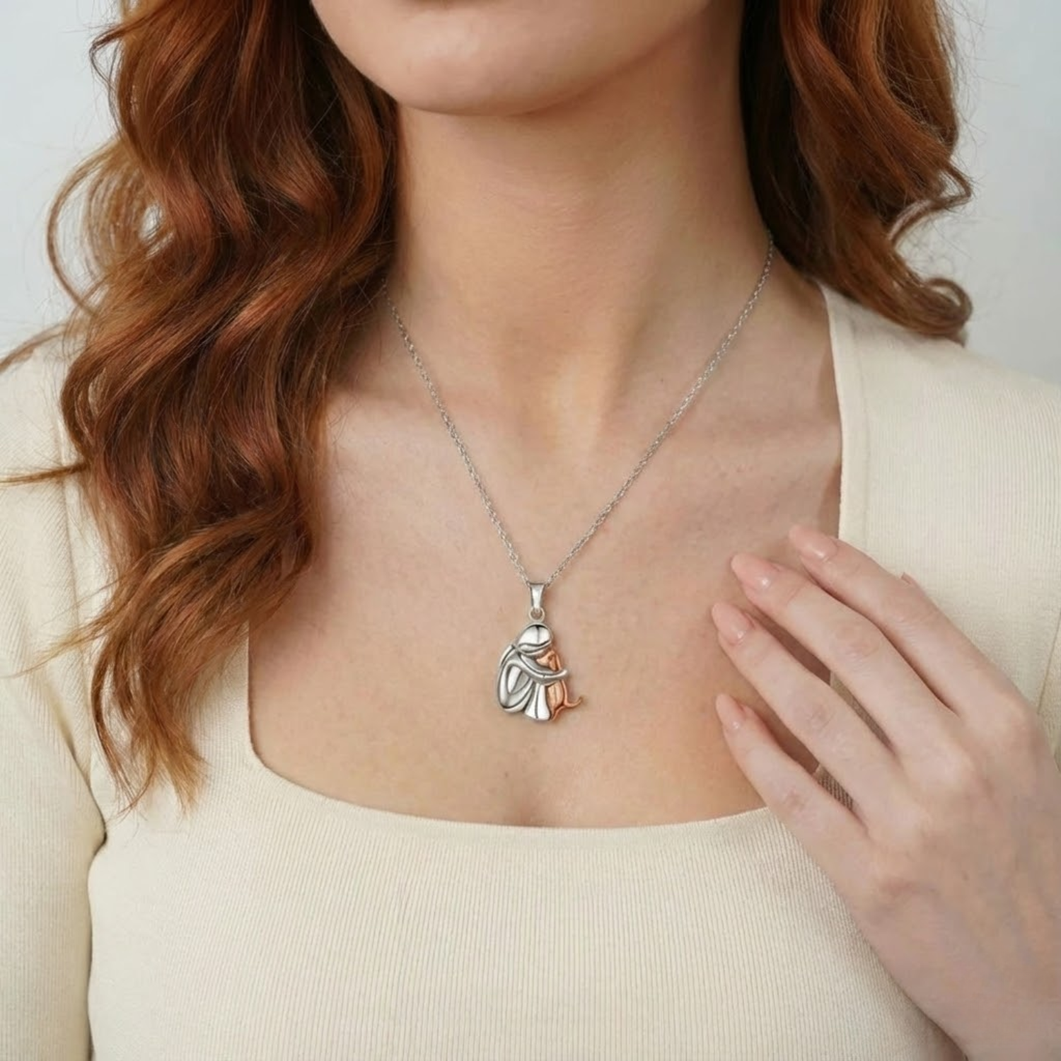 Beth™ | Collar en forma de gato