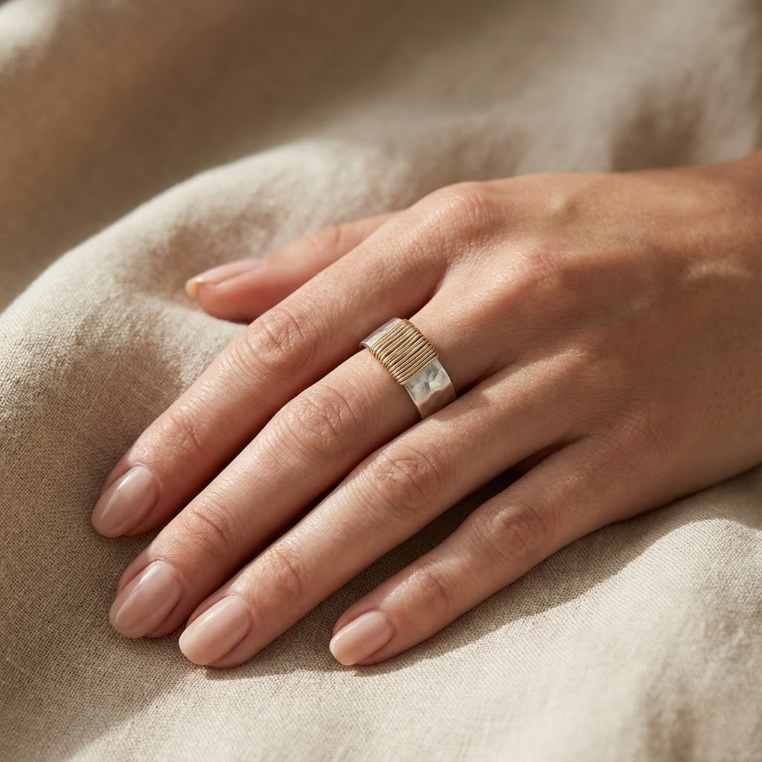 Emilia - Anillo vintage de plata y oro